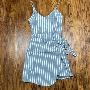 Abercrombie and Fitch Cotton Wrap Dress - S